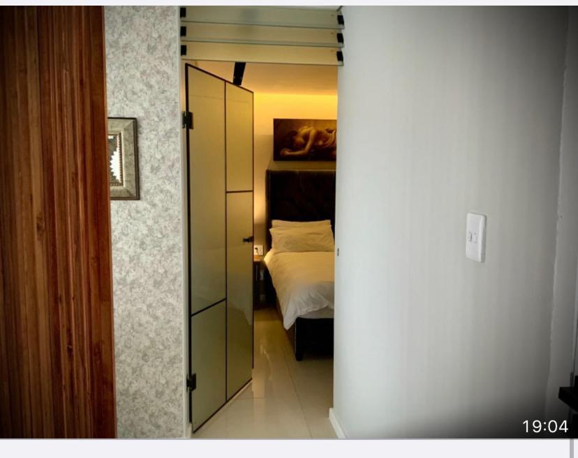Lovely 1 Bedroom Apartment Cape Town Eksteriør bilde