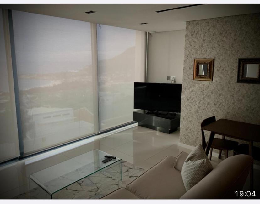 Lovely 1 Bedroom Apartment Cape Town Eksteriør bilde
